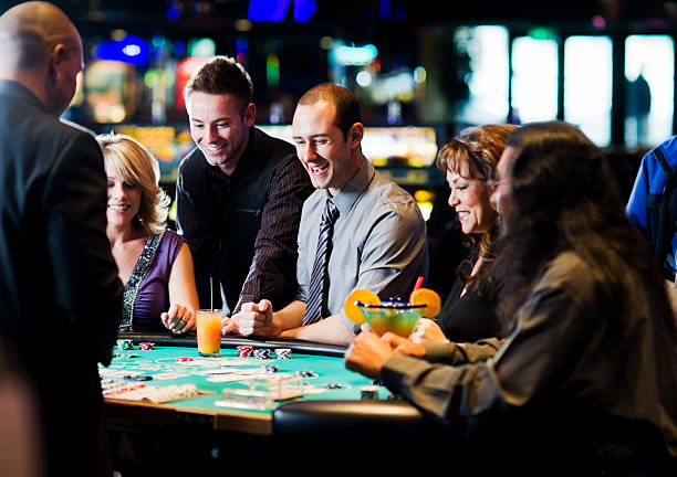 Casino Hold'em live dealer table on erek2 32 platform